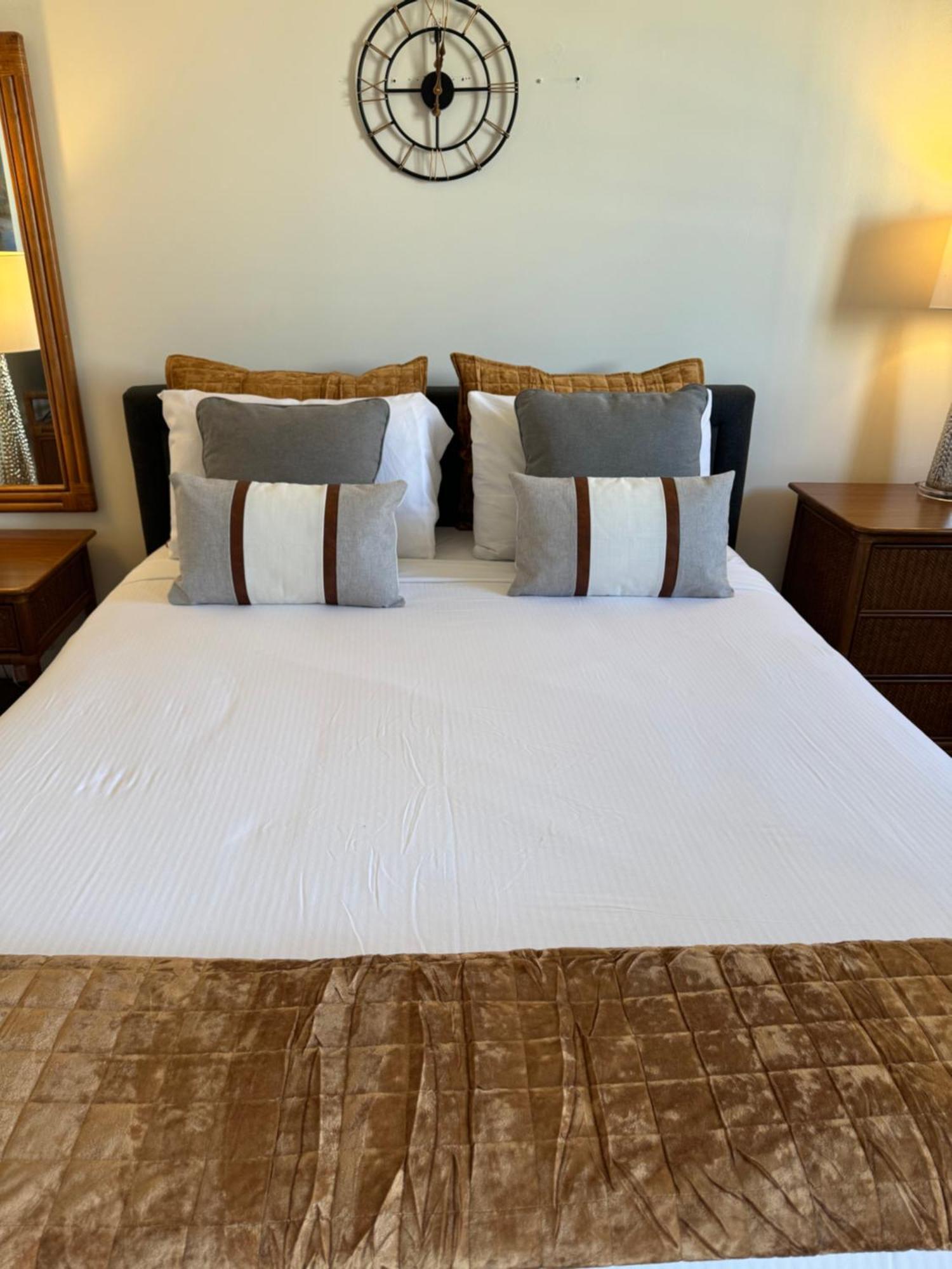 1414- Heart Of Waikiki With Kitchen - Free Parking - View Casa de Férias *